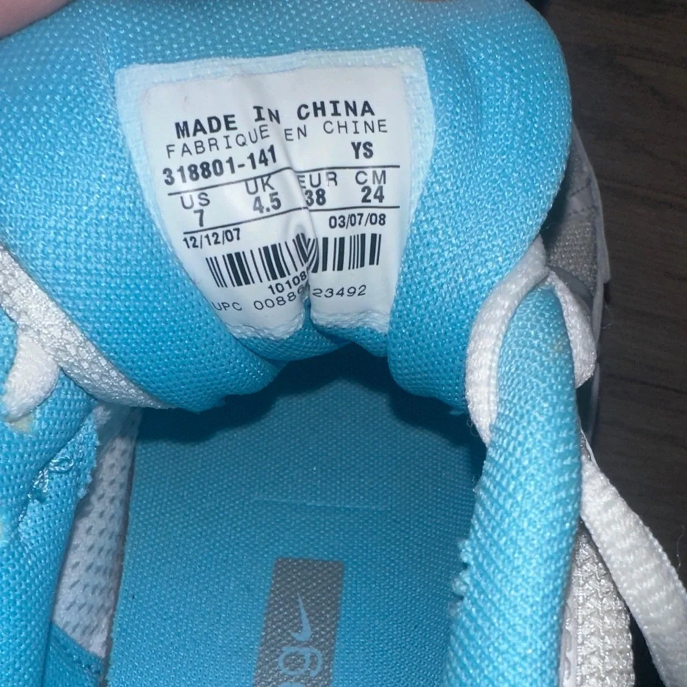 Nike Women's White and Light Blue Sneakers - Picture 2 of 7